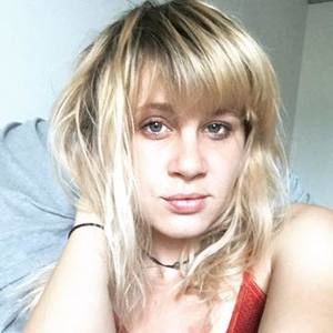 Meet your Posher, Babs